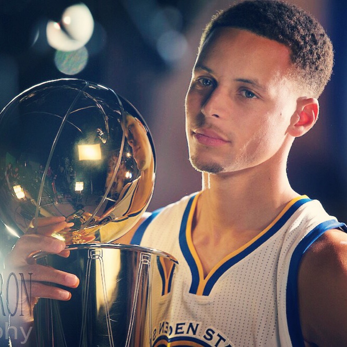 女子篮球联赛赛季最佳球员候选（女篮联赛本赛季最佳球员提名名单）