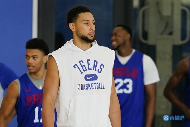 国家队教练下课风波频发（国家队帅位动荡连连）