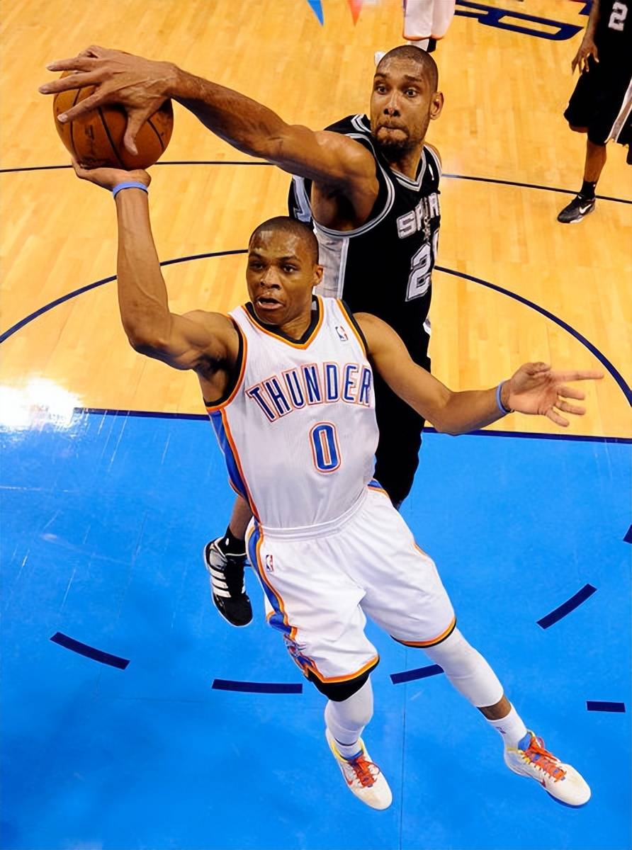 德罗西：国米输给利物浦后会带着愤怒而来，我们要限制其中场（德罗西：国米败于利物浦后将怒火反扑，我们要遏制他们的中场）