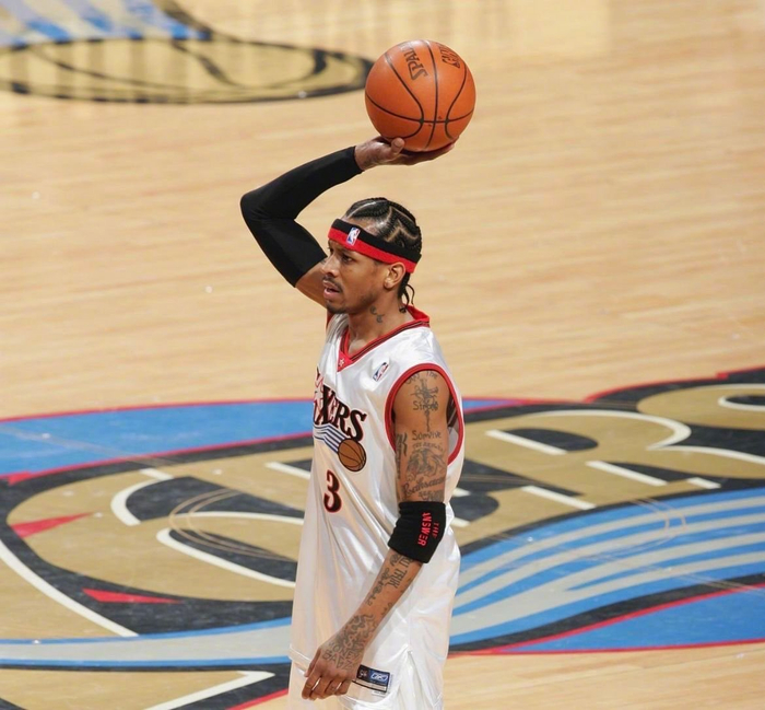 拒绝做网红球队！曼联4-1狼队连升6名至第6 积分追平欧冠区（不当流量队！曼联4-1狼队连跳6位至第6，积分追平欧冠线）