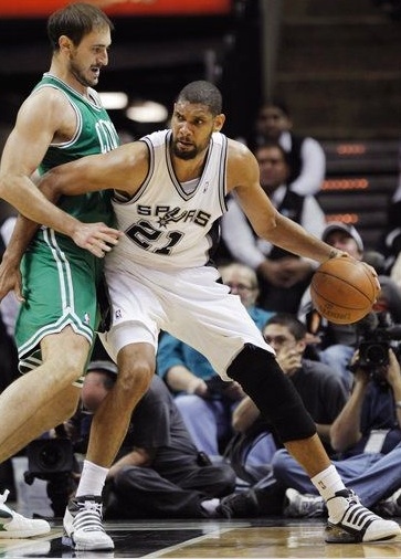 意媒：年薪300万欧的麦肯尼希望涨薪续约，但尤文不愿意接受（意媒：年薪300万欧的麦肯尼盼加薪续约，尤文暂不接受）